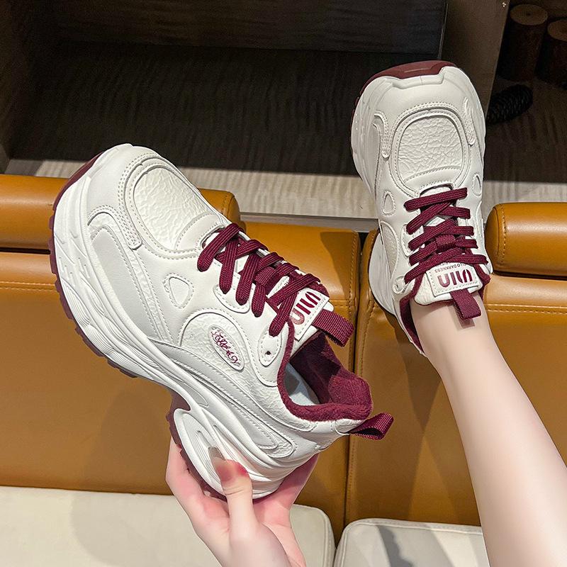 Dad Shoes Girl 2025 Autumn and Winter New Fleece Leather Sneakers Fashion Versatile Breathable Casual Platform Shoes