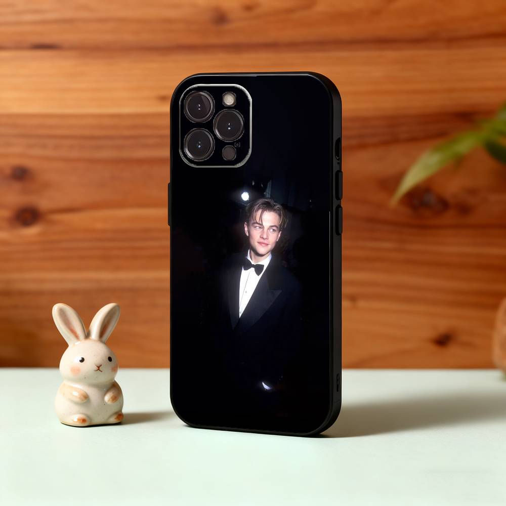L-Leonardo D-DiCaprio 90s Retro Style Phone Case For iPhone17,16,15,14,13,12,Plus,Pro Max, 5G Others Soft Black Cover
