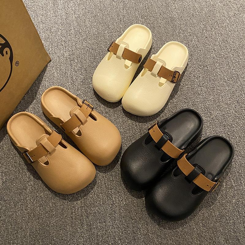 Fashion SmilePoP New Women Clogs Garden Slippers Outdoor EVA Beach Slippers Light Easy Clean Kitchen Shoes With Buckle Flat Slippers