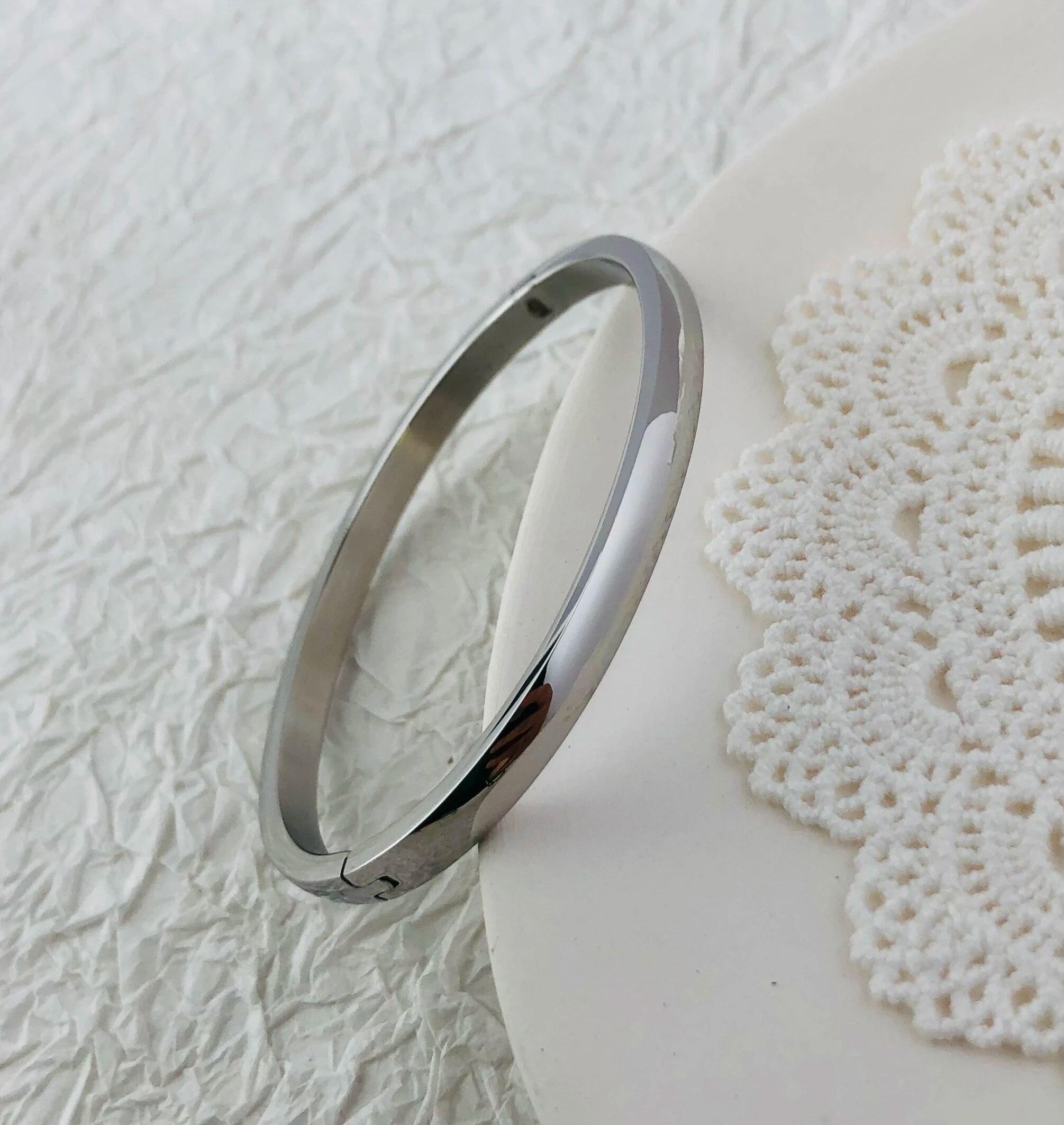 

Новый дизайн, инкрустированные цирконом, браслеты и браслеты для женщин, цвета: золотистый, серебряный, нержавеющая сталь, водонепроницаемые, элитные брендовые ювелирные изделия, подарки 58-60mm