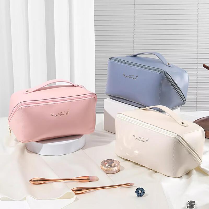 Banzheni Portable Travel Toiletry Bag