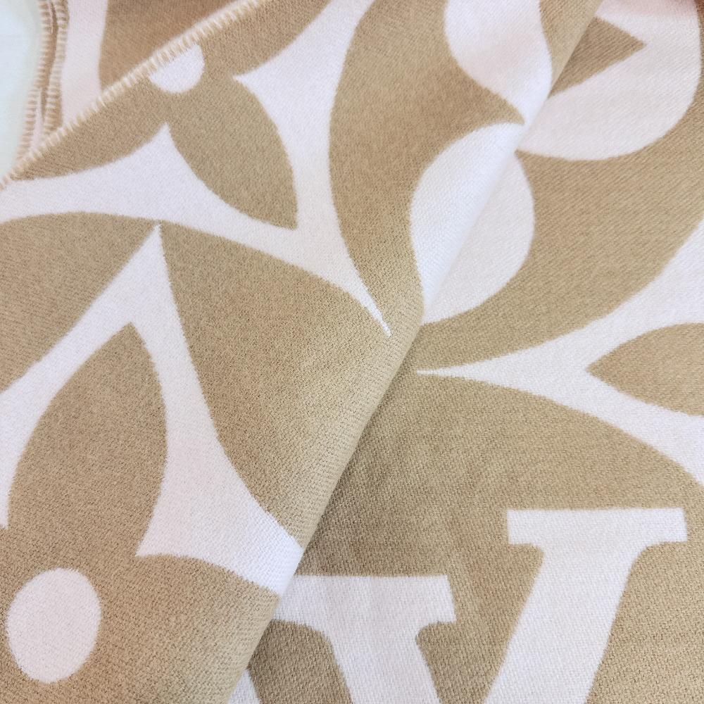 LOUIS VUITTON M79213 wool Scarf LV Medallion Scarf beige wool Used