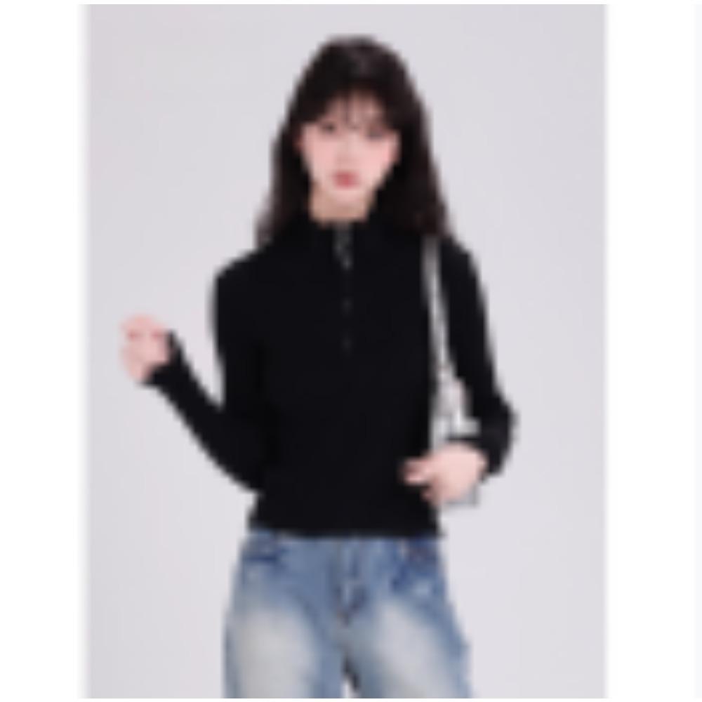Half-zipper Lapel Long-sleeved Knitted Base Layer, A New Slimming and Form-fitting Short Sweater Top for Women in Autumn and Winter