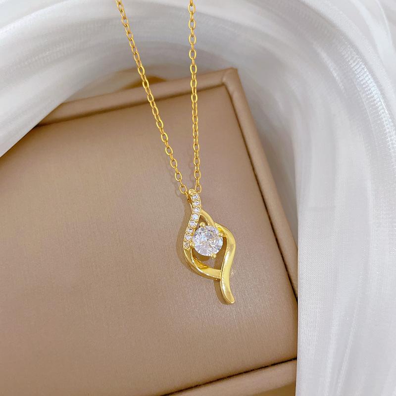 

Simple Classic Zircon Geometric Pendant Necklace for Women Elegant Stainless Steel Chain Jewelry Accessories Gifts for Friends