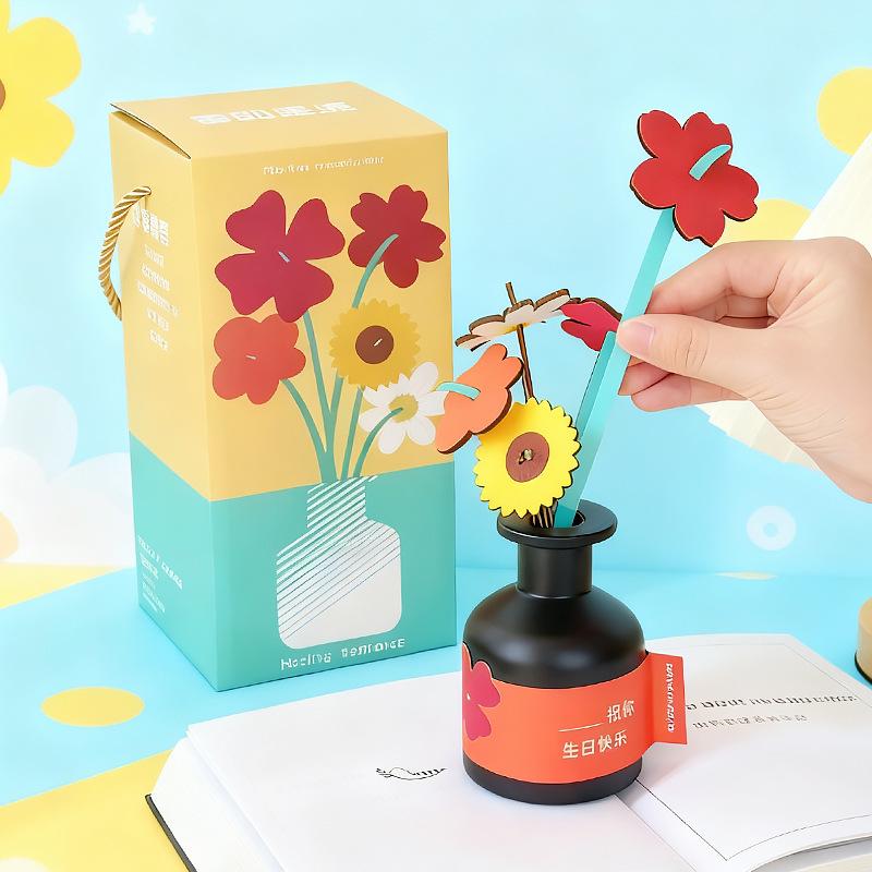 High-End Petal Aroma Diffuser Gift Box - Perfect Birthday Gift for Girlfriend or Best Friend, Ideal as a Niche Party Favor.