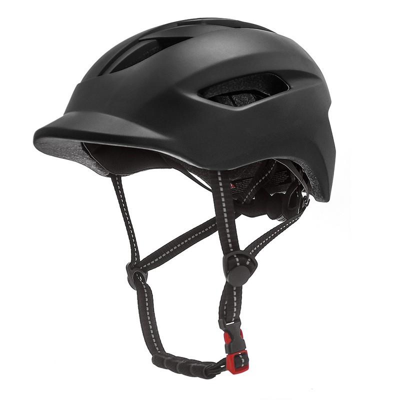 Customizable Urban Cycling Safety Helmet Kids PC Material CE Certified Integrated Design With Rear Button Light Black - with Chin Strap and Rear Light