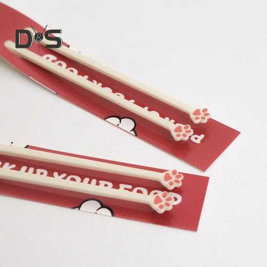 Niedliche Essstäbchen mit Katzenpfotenmotiv, rutschfestes Griffbesteck mit Pfotenabdruck-Design, wiederverwendbares Küchengeschirr für Sushi-Nudeln, einzigartiges Geschenk für Katzenliebhaber und Japaner