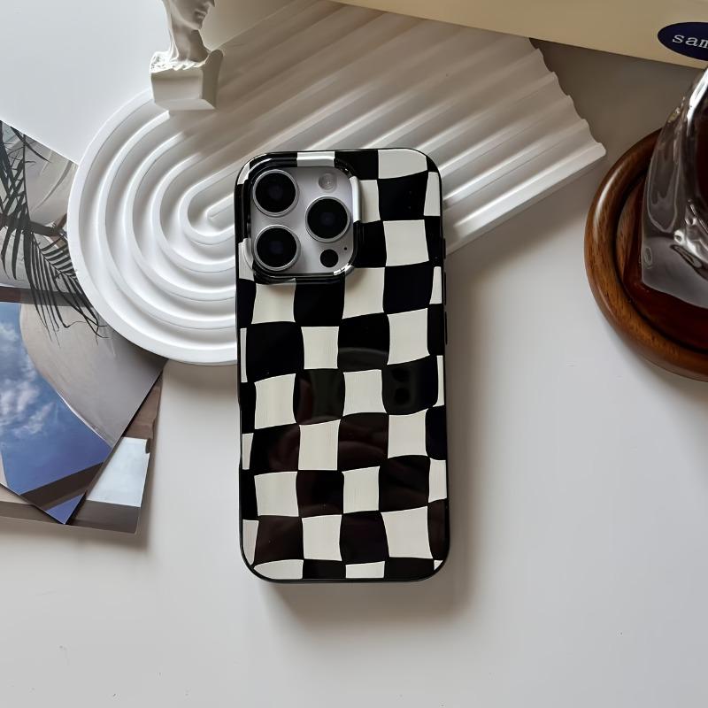 Black and White Checkered Large Hole Jelly Phone Case Suitable for iPhone 17 16 15 14 13 12 11 Pro/Max/Plus Anti Drop