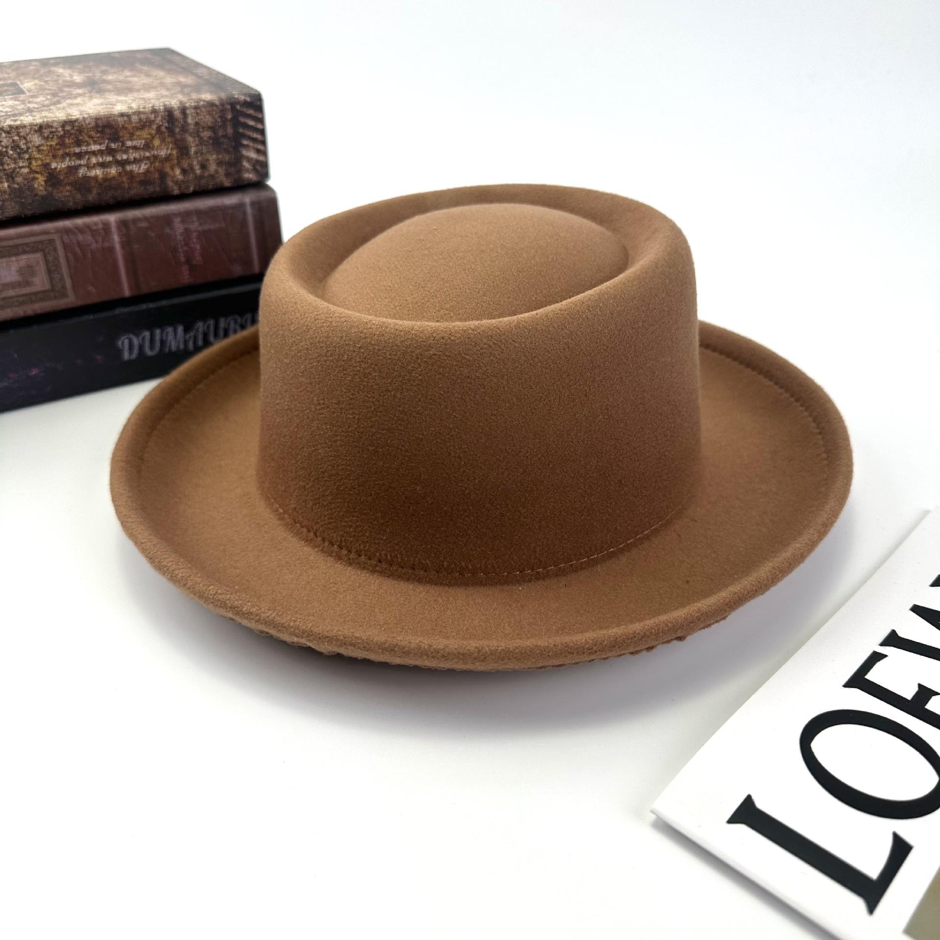 

Four Seasons Hat Felt Hat Light Hat Rolled Edge Flat Top Versatile Sunscreen Women And Men M（56-58cm） темно-коричневого кольору