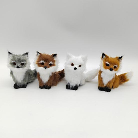 Niedliche Simulation Fuchs Lieblich Realistisch Mini Tierfigur Plüschtier Ornament Kunststoff Kunstfell Fuchs Figuren Tiermodell Ornament Autodekoration