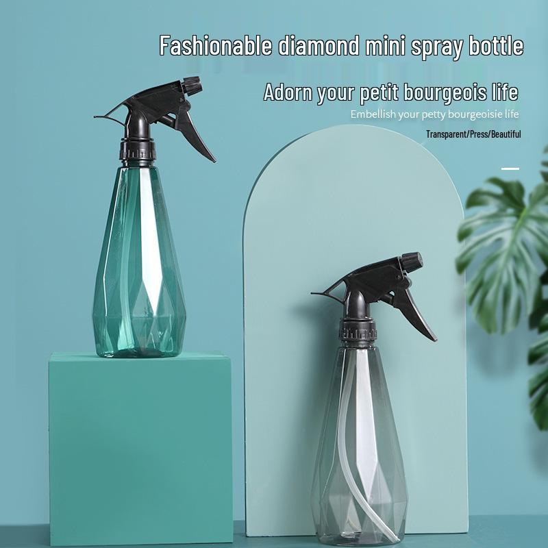Wanghong Dual Mode Spray Bottle: Compact Diamond Design for Garden Watering, Flower Spraying, and Disinfection