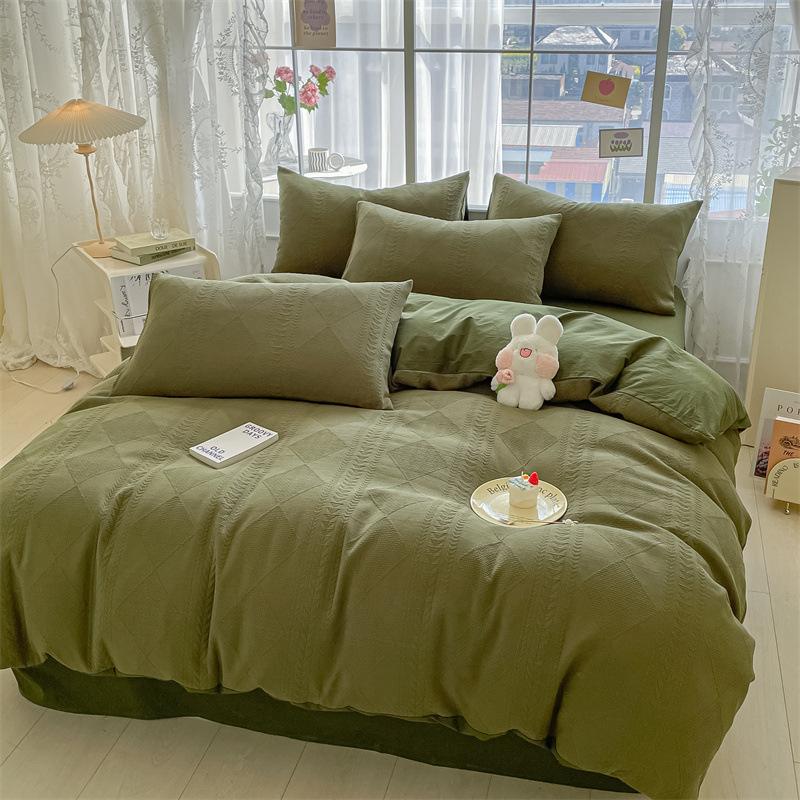 

Хлопок класса А для матерей и младенцев, трехслойная пряжа, набор из четырех предметов из чистого хлопка, простыня для односпальной/двуспальной кровати, пододеяльник, мягкий, трехмерный 1.5 meters bed hat model quilt: 2*2.3m 4pc