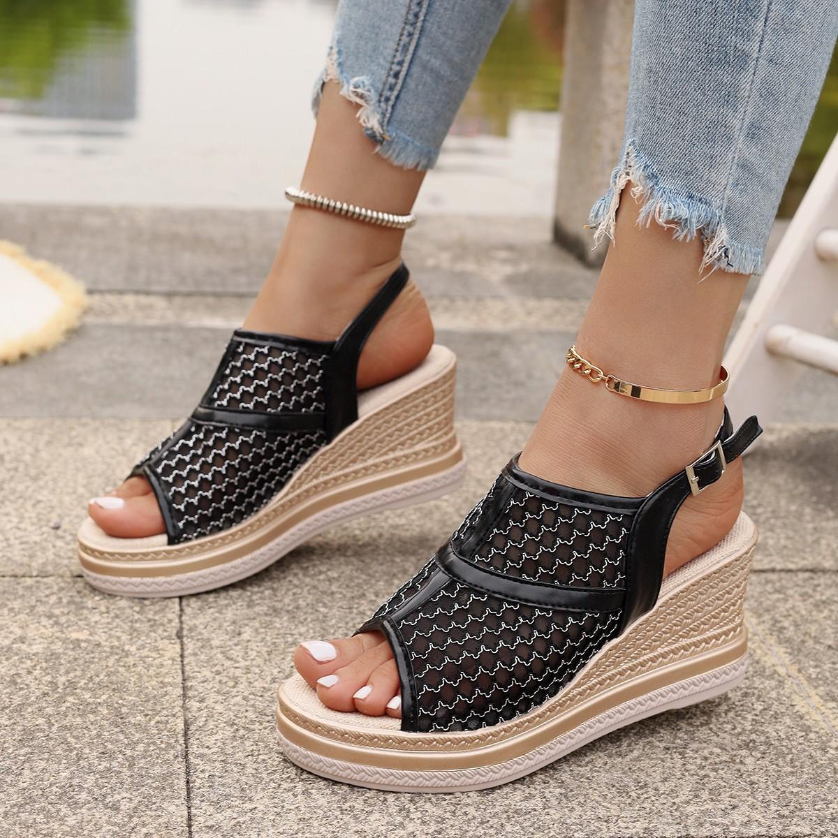 

Summer new large size foreign trade women s shoes Roman wind slope heel thick sole hollow fish mouth sandals women s foreign trade high heel sandals 36 чёрный