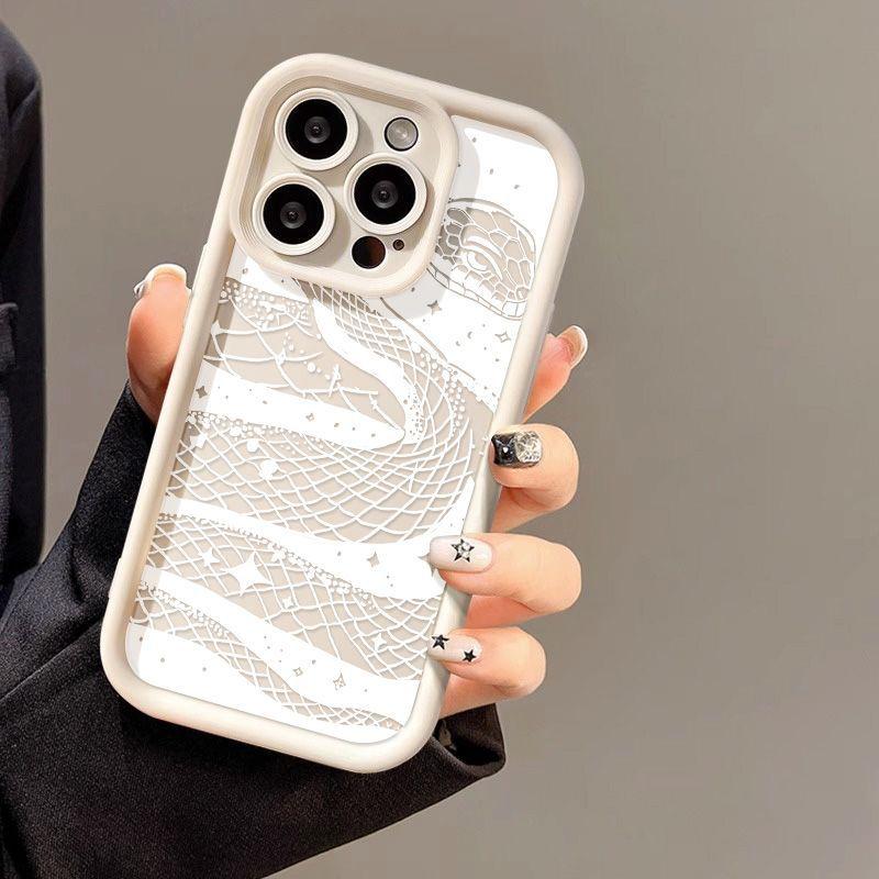 National style spirit snake hollowed out for iPhone17 new mobile phone case 17proma new Chinese style 14 Year of the Snake 13 fine holes