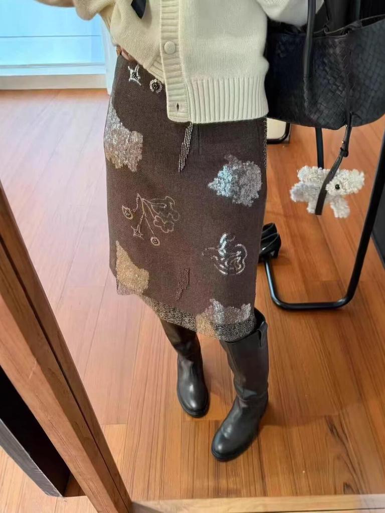 Elegant Old Money Heavy Embroidered Beaded Pencil Skirt - Quiet Luxury for Women