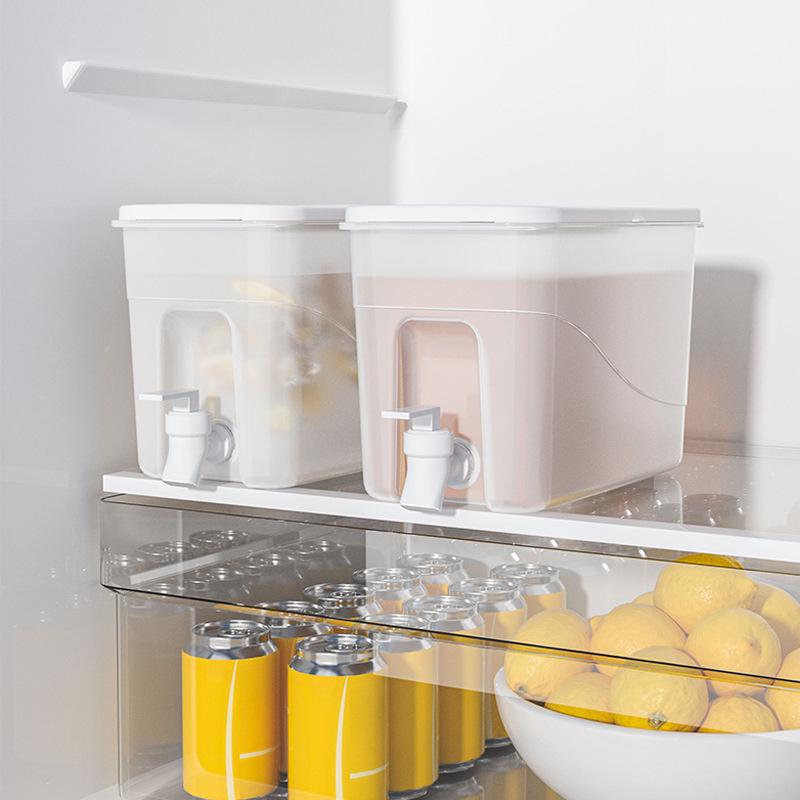 Summer Floral Teapot with Spout - Large Capacity Plastic Cold Beverage Jug