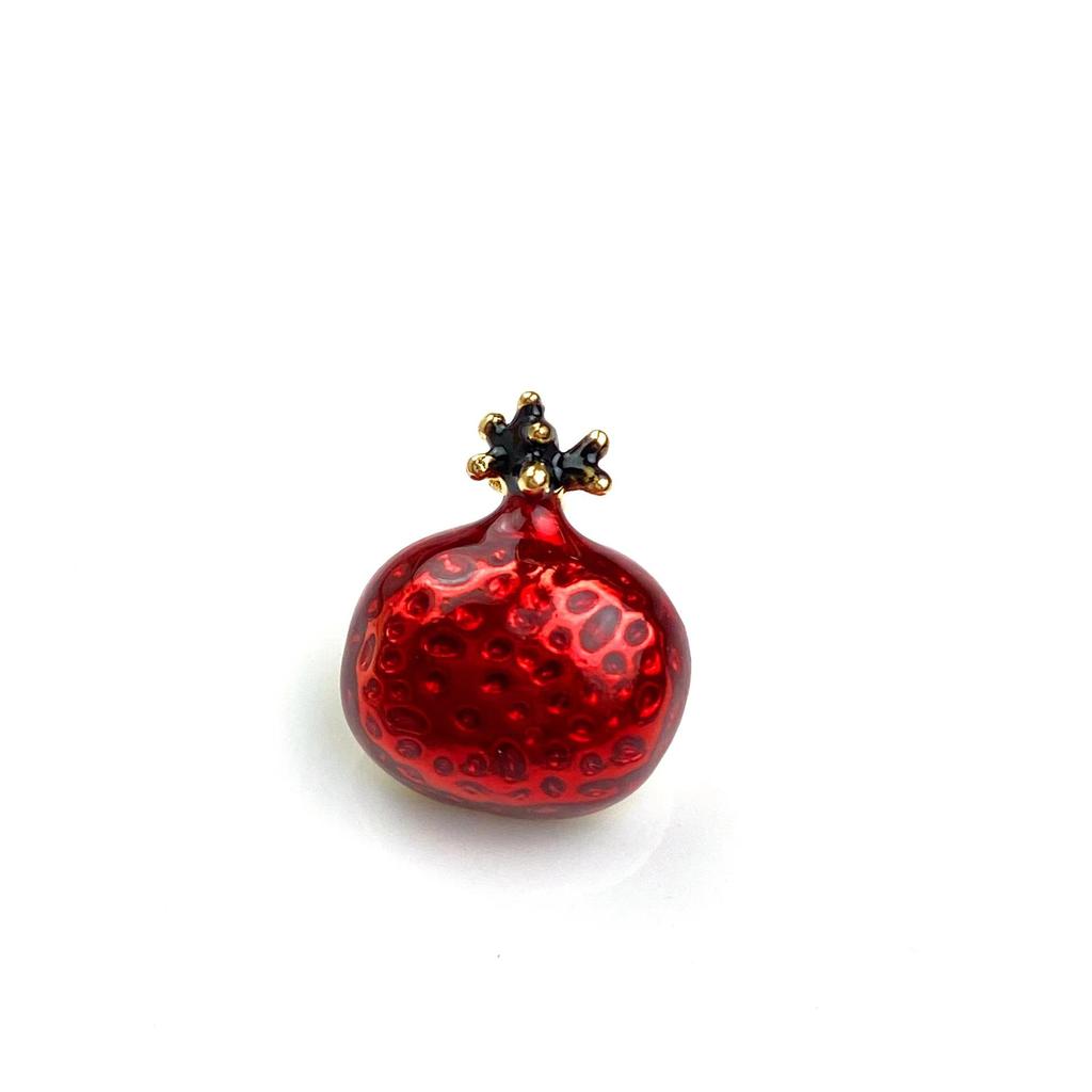 Cute Fruit Brooches: Trendy Lapel Pins & Cardigan Accessories