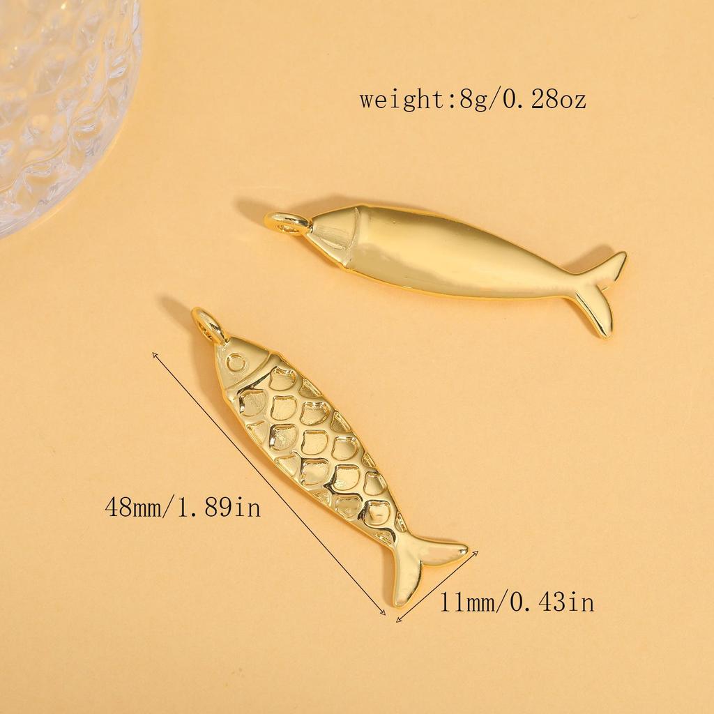 Eleganter vergoldeter Koi-Fisch Anhänger mit Strasssteinen