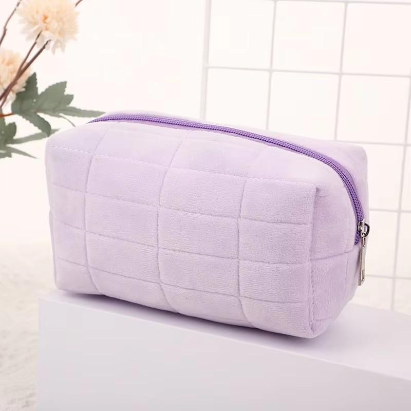 Cute Plush Makeup Bag Portable Travel Small Cosmetic Bags Solid Color Zipper Toiletry Bag Washing Pouch Storage Bags for Women