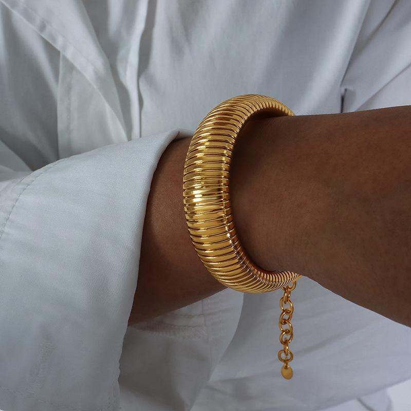 Hip-hop Rock Style Necklace Bracelet For Women Men Stainless Steel Waterproof Hyperbole Thick Neck Chain Choker Jewelry Sets