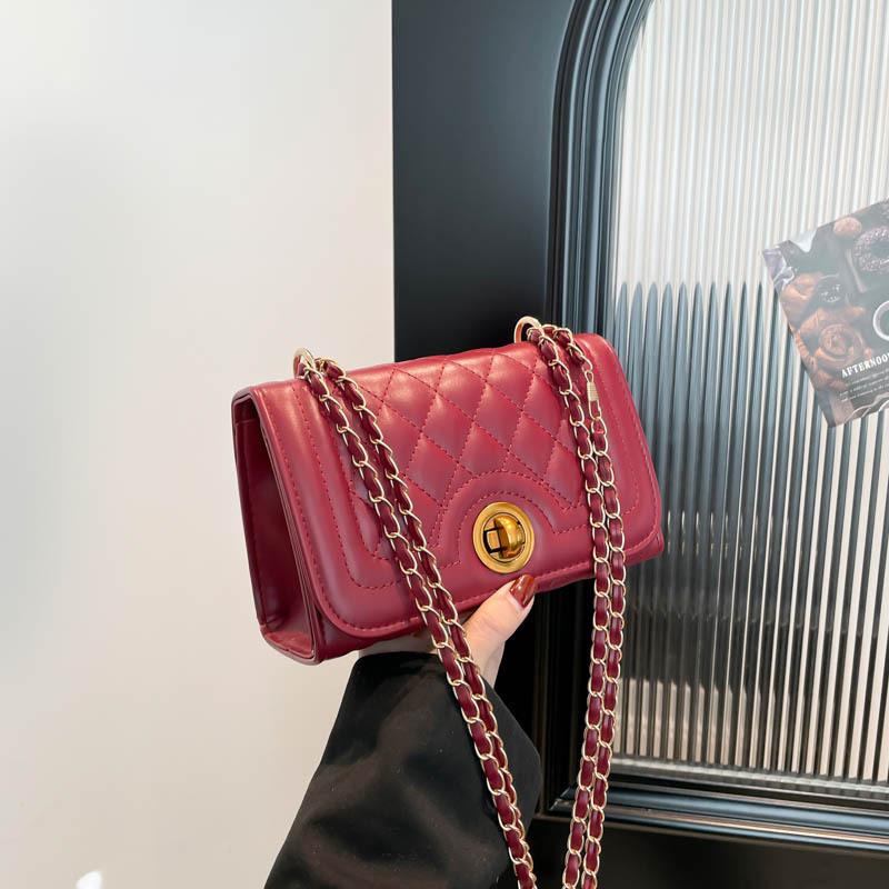 2025 spring new fashion versatile high sense diamond chain shoulder messenger bag this year popular small square bag women