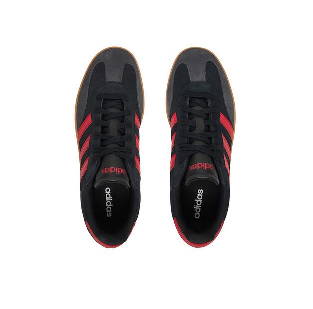 Кроссовки adidas Barreda