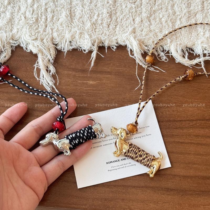 Dachshund Puppy Woven Rope Pendant Necklace for Women, High-end and Exquisite Long-sleeved Sweater Style Chain, Unique Design, Rare Piece.