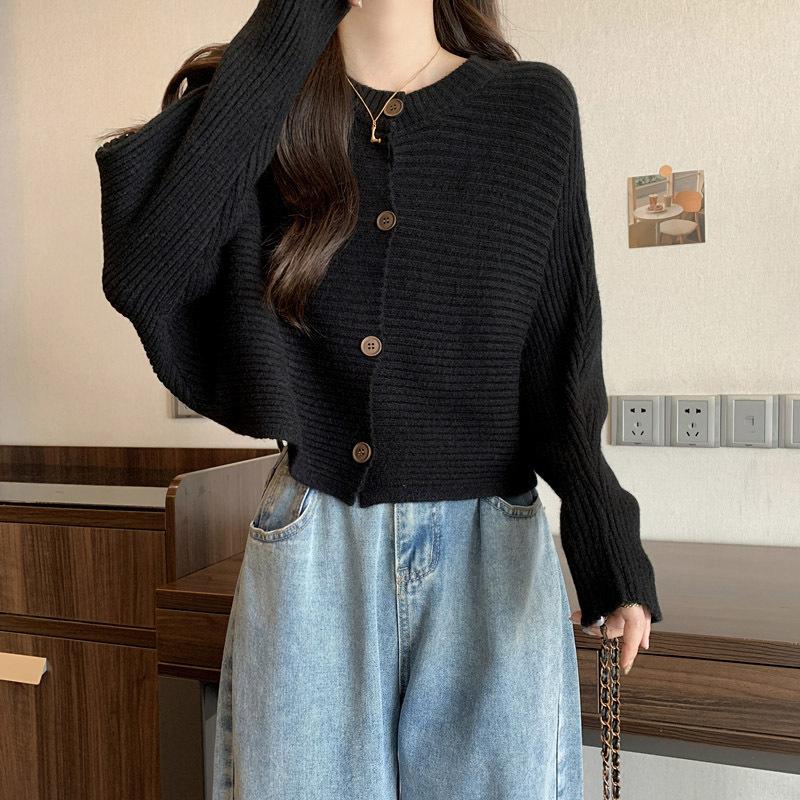 Bat Sleeve Knitted Cardigan for Women In Autumn Paired with Korean Style One Neck Loose Sweater and Short Jacket