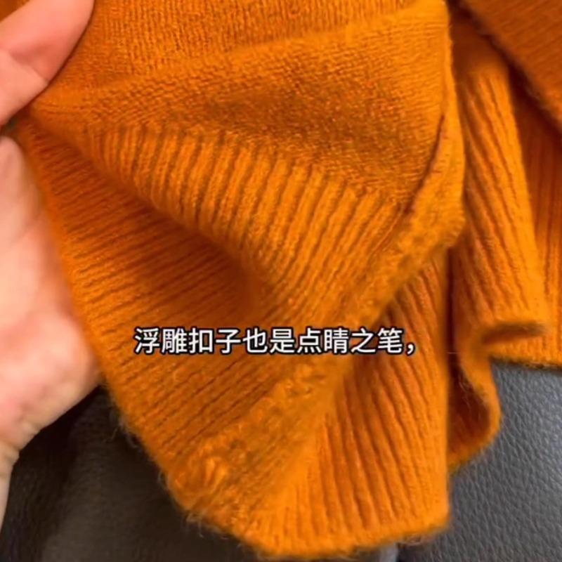 Love Horse Orange Cashmere Sweater Women's Autumn and Winter Casual Versatile Silver Buckle Cardigan