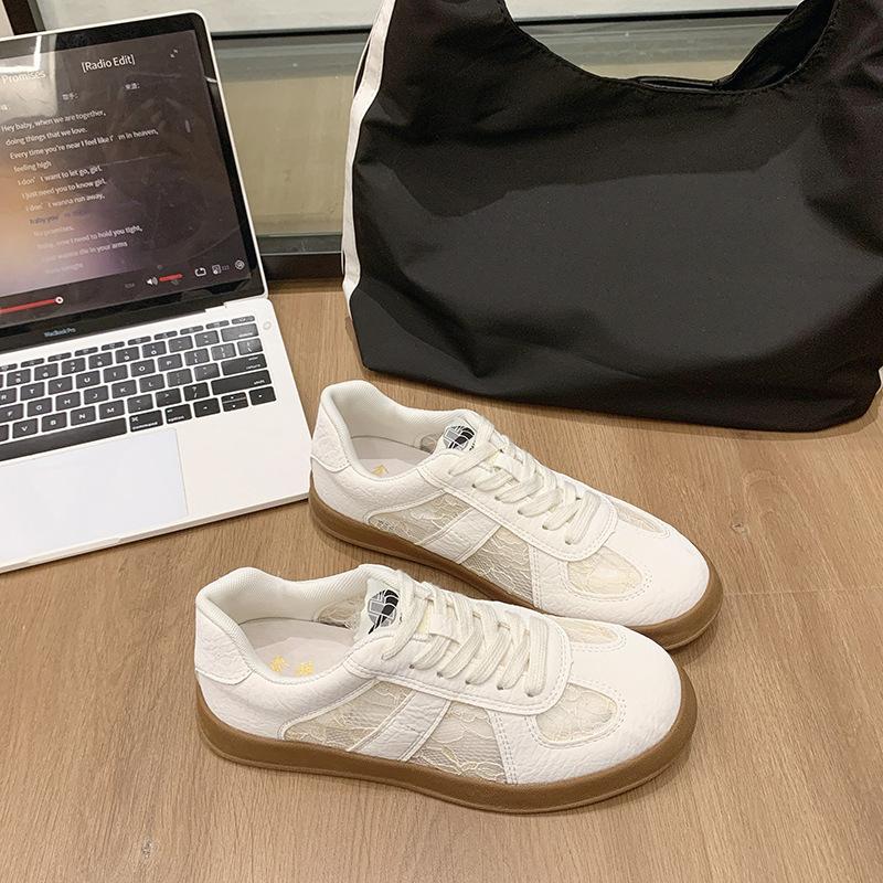 Faux leather lace German training shoes women's 2025 summer new Korean version of platform muffin color matching lace-up casual sports shoes