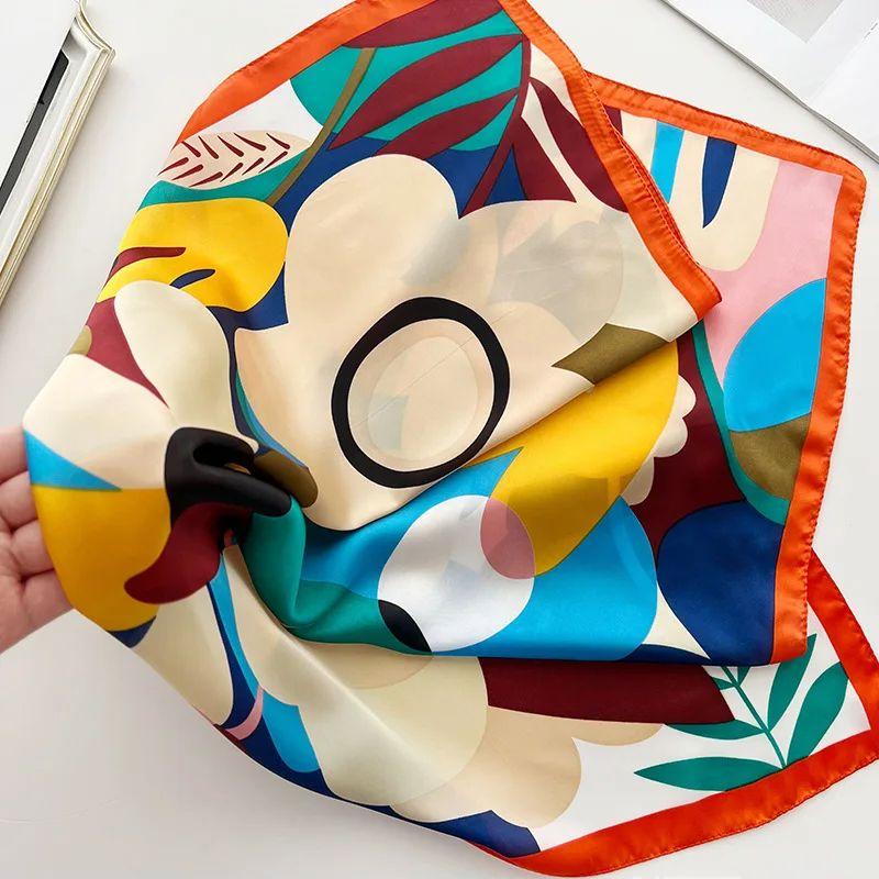 Modă 2025 Brand de Lux Eșarfă Pătrată de Mătase 70cm Femei Șal Satinat Înfășurare Hijab Echarpe Cravată de Gât Bandană de Păr Femei Batic