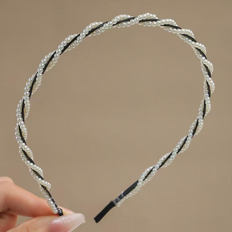 

Cross-border new style pearl hairband for women, high-end French retro chic headband, elegant fairy-like head accessory