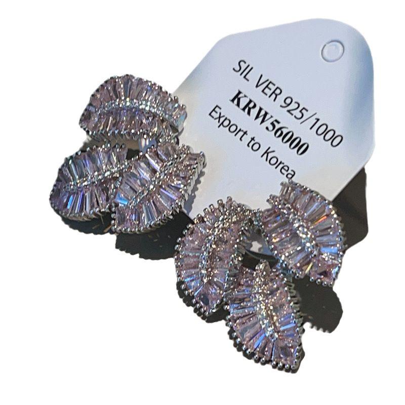 Luxury Zircon Leaf Stud Earrings: Elegant, Versatile, Micro-Paved, Super Shiny