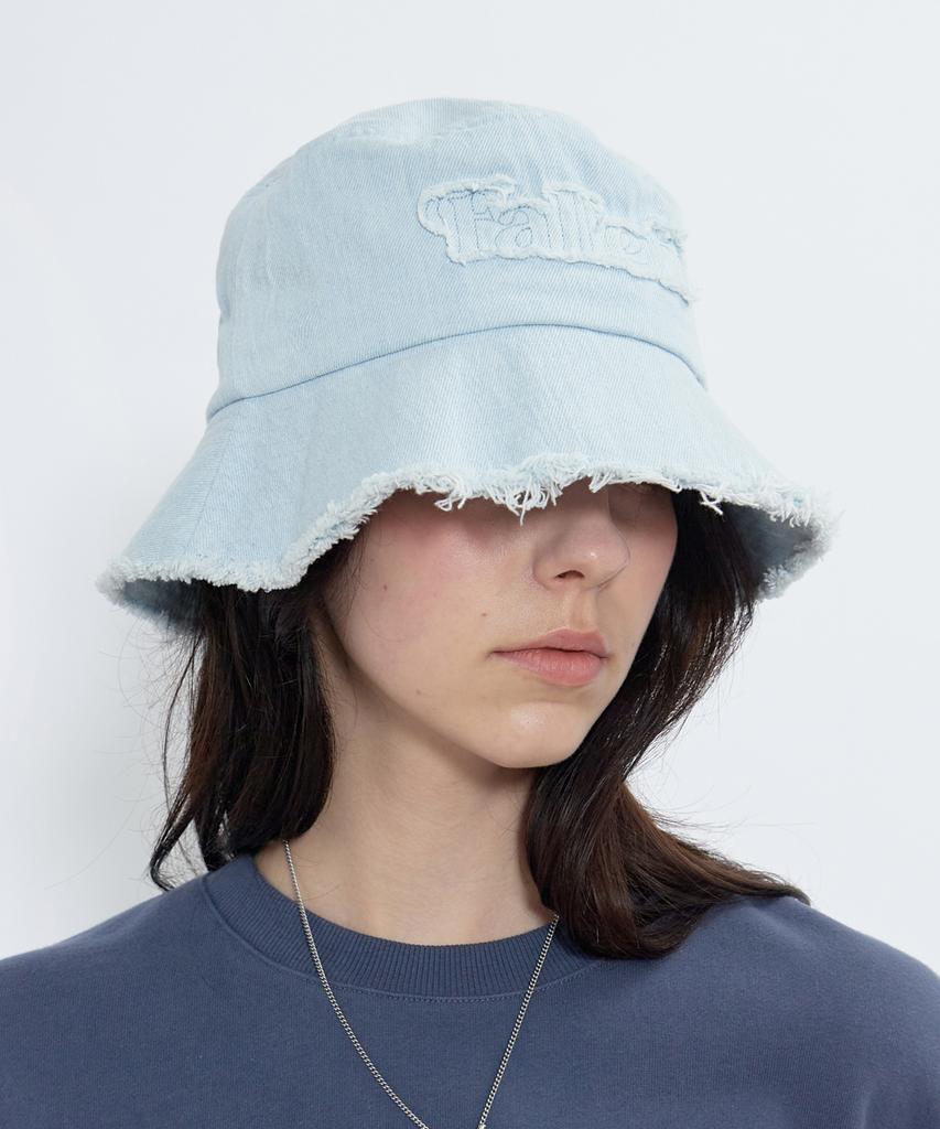 FALLETT Damaged Denim Bucket Hat Light Pink