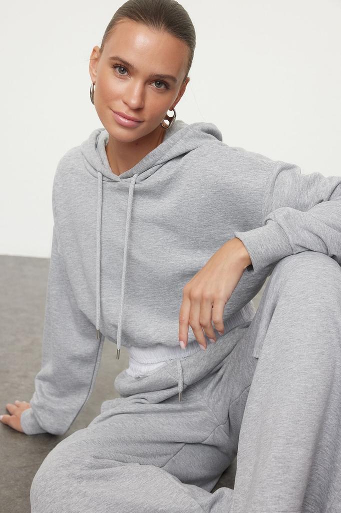 Women's Fashionable Stylish Sweatshirt Gray Melange Regular Fit Thick Knitted Sweatshirt with Woven Garnish