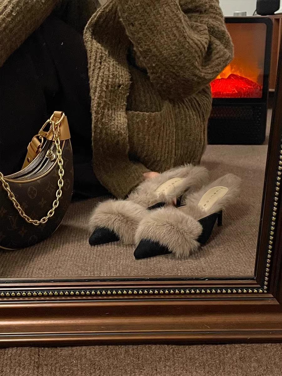 

Мао Мао туфли на высоком каблуке женская зимняя обувь новая сумка голова полушлепанцы дизайнерские нишевые императорская сестра ветер остроносые шлепанцы 39 чёрный