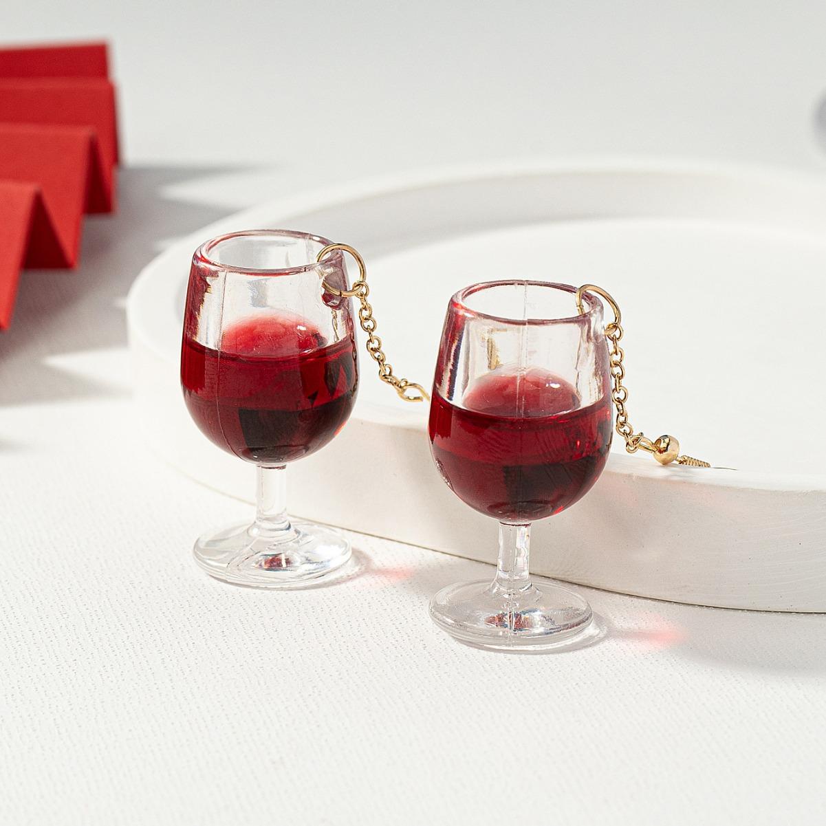 

1 Pair of red wine glass earrings червоний