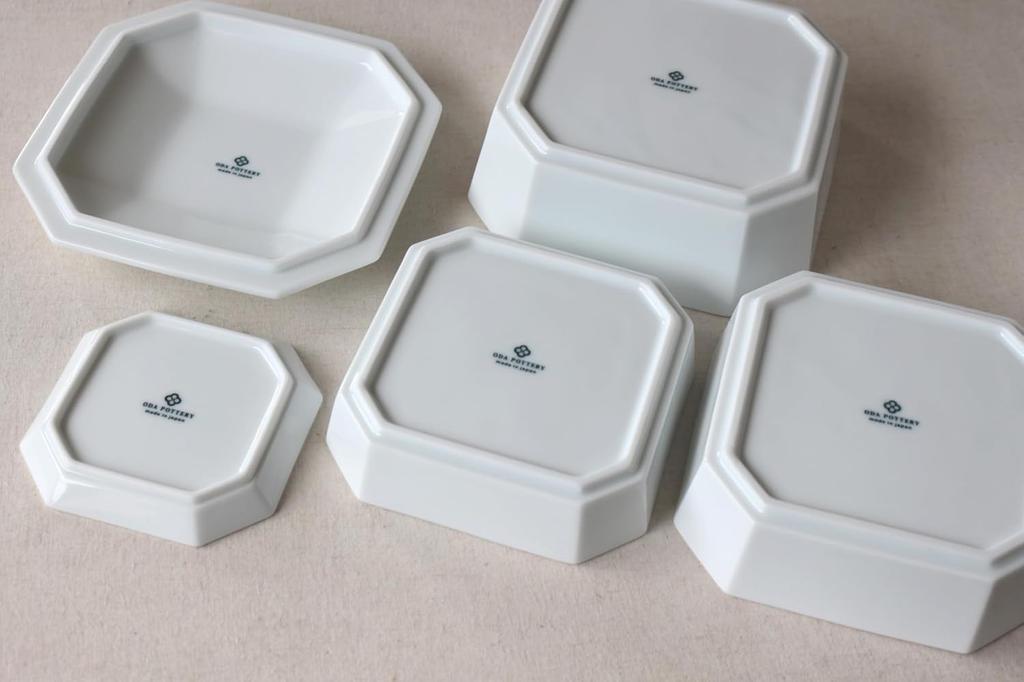 Yamaka Shoten POTTERY x Nested and stacked for small storage bento bento box for New top tier bento box x 17 x for bento storage sleeve gold gold "ODA