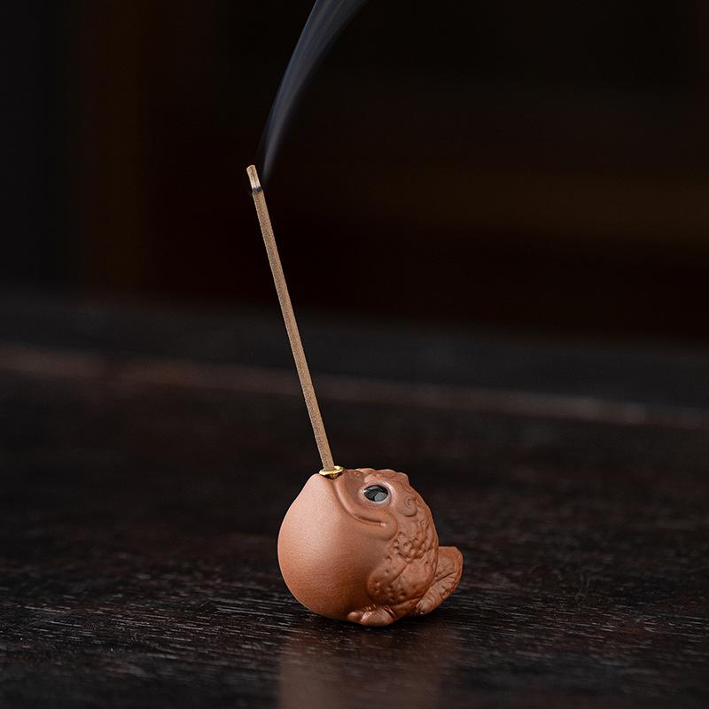Purple Clay Golden Toad Incense Burner: Zen Desktop Aromatherapy Holder for Home