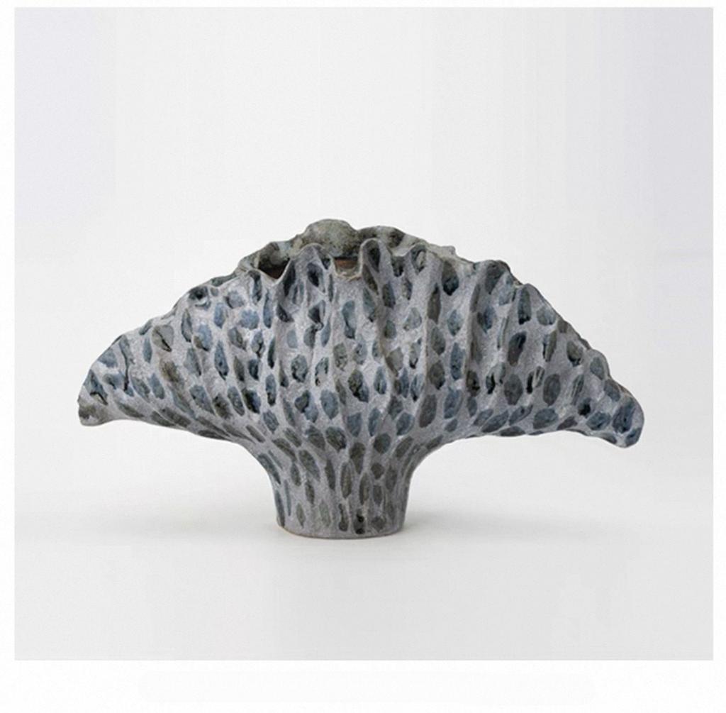 Abstract Ceramic Handicrafts Pleated Flowerpot Shell Vase Wavy Flower Vase Flower Arrangement Home Decoration Accessories