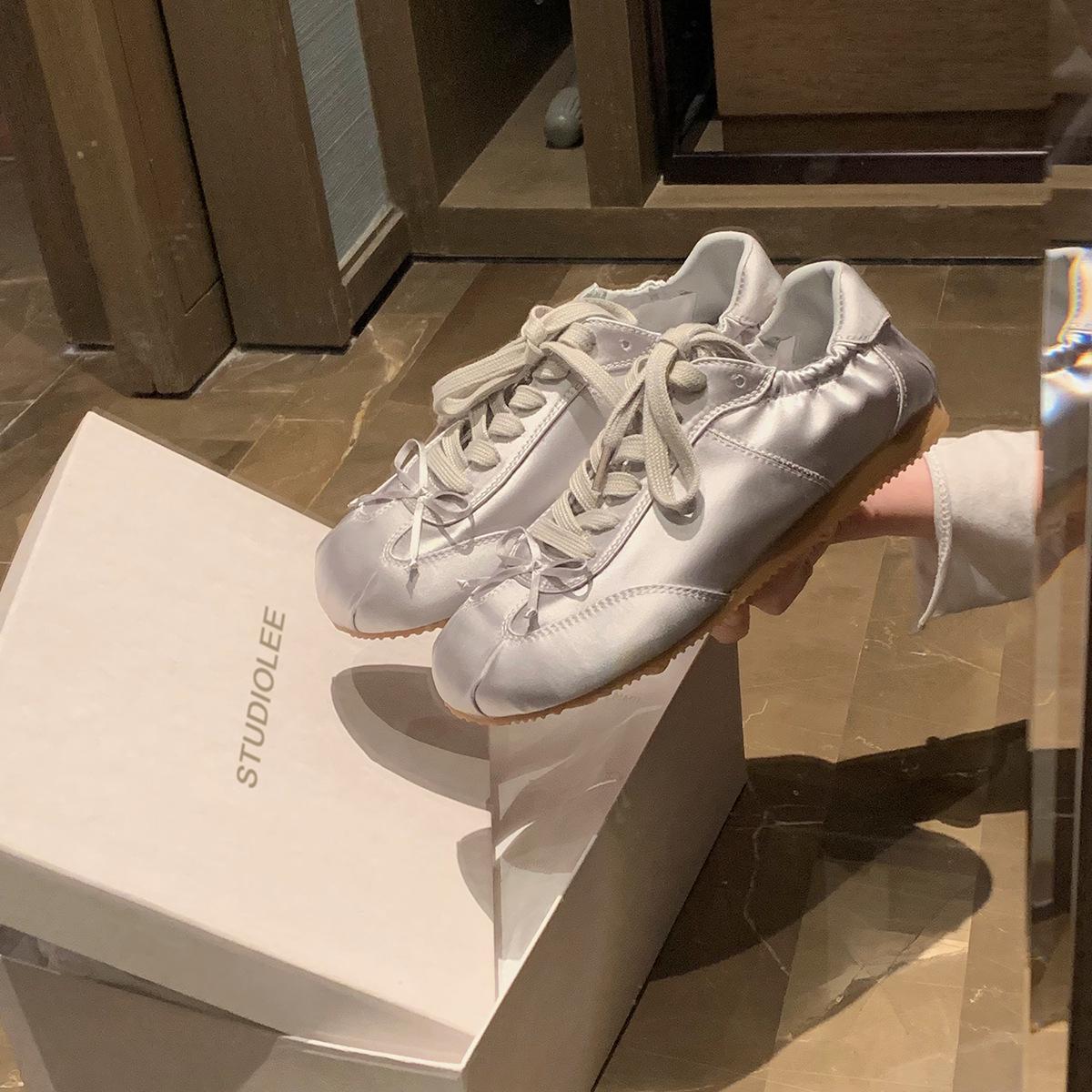 

Sweet Girl Satin Bow Ballet Round Toe Sneakers for Women 42 срібло сірий колір