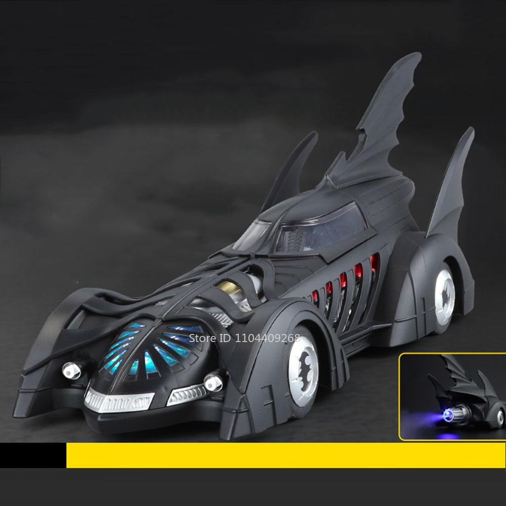 Large 1:18 Batmobile 1995 Car Model Toy Alloy Diecast Sound Light Spray Shock Absorption Vehicle Models Collectible Item
