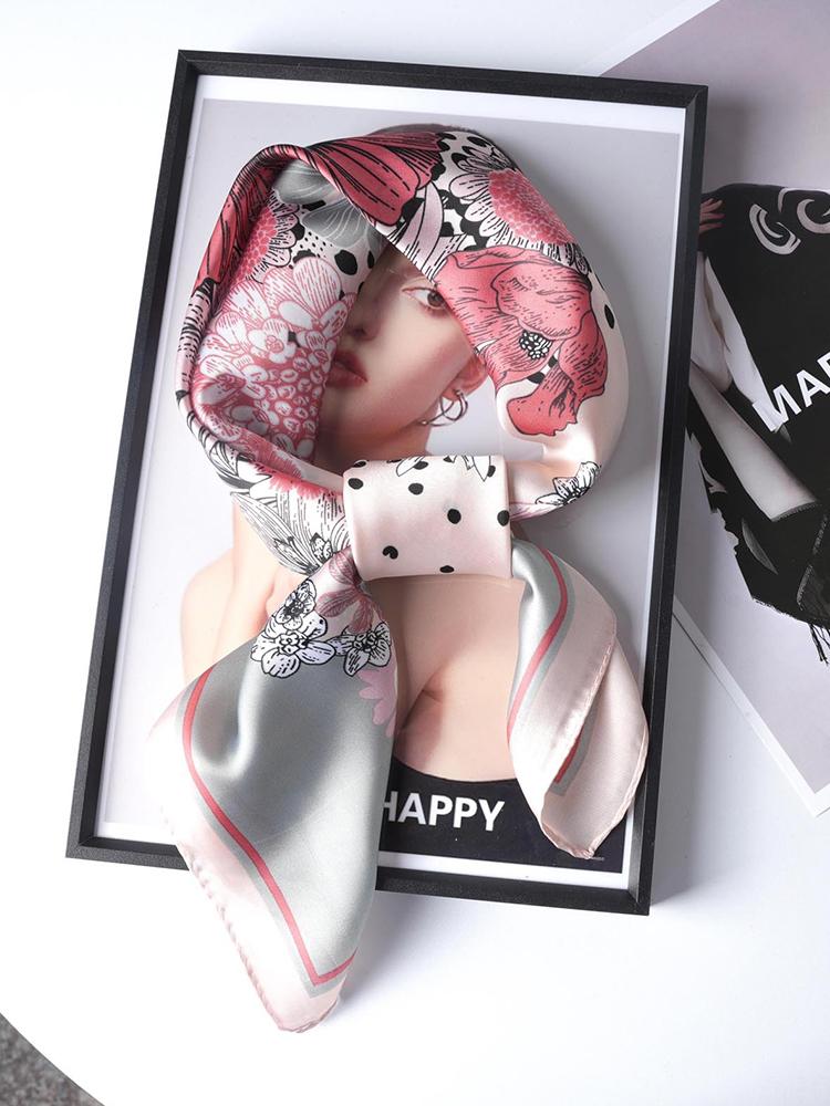 Elegant Women Satin Silk Scarf Sweet Plaid Floral Print Wrap Shawl Lady Bandanas Hijab Square Scarve Pareo Headscarf Fashion New