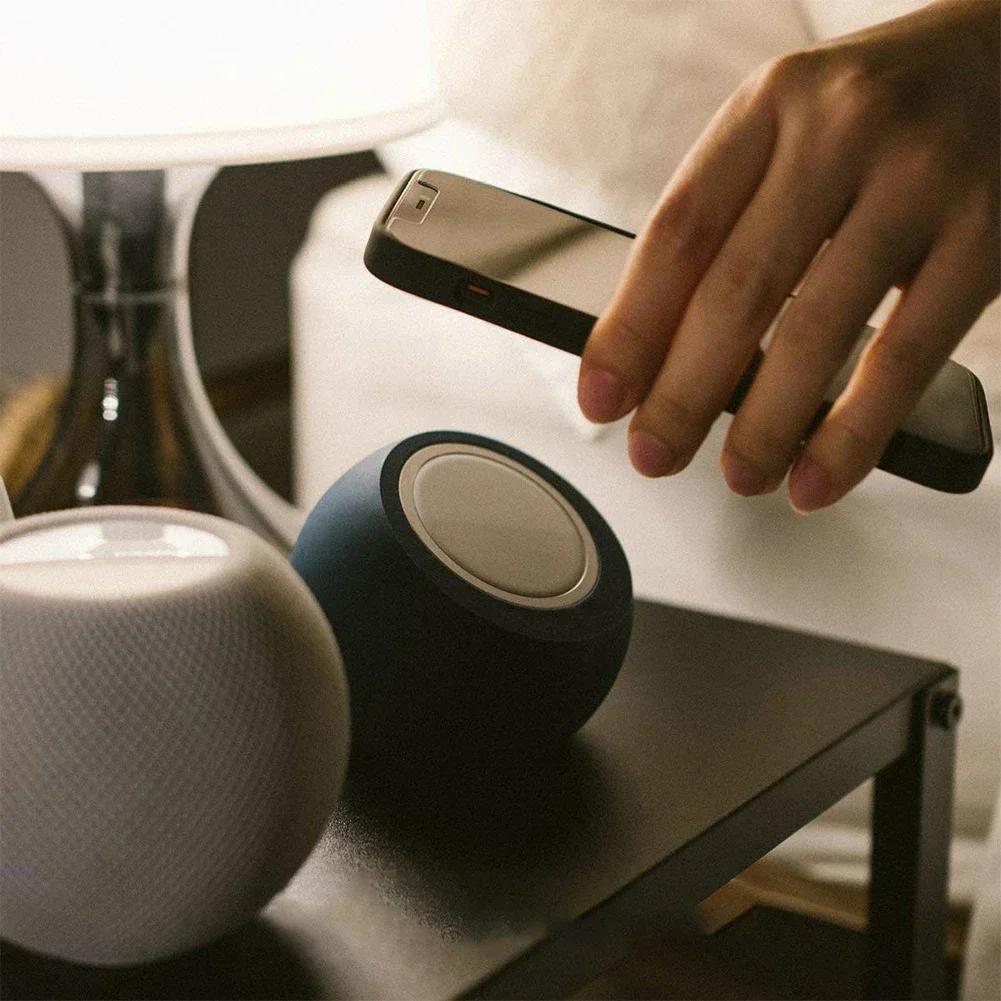 Ball Shape Magnetic Silicone Charging Desk Holder Stand for Magsafe IPhone 13 14 Pro Macsafe Charger Dock Station Accessories