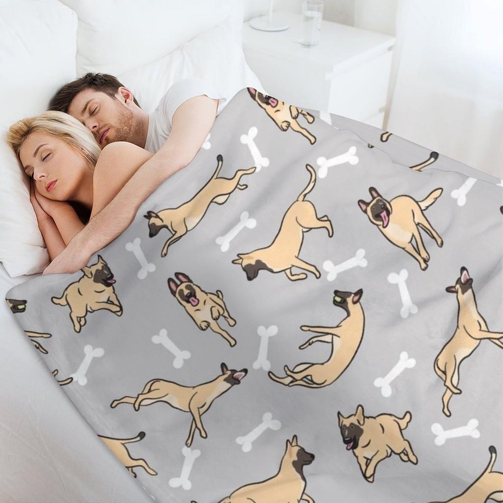 Playing Cream Belgian Malinois - Gray Background Throw Blanket Winter Beds Decorative Beds Luxury St Heavy Blankets