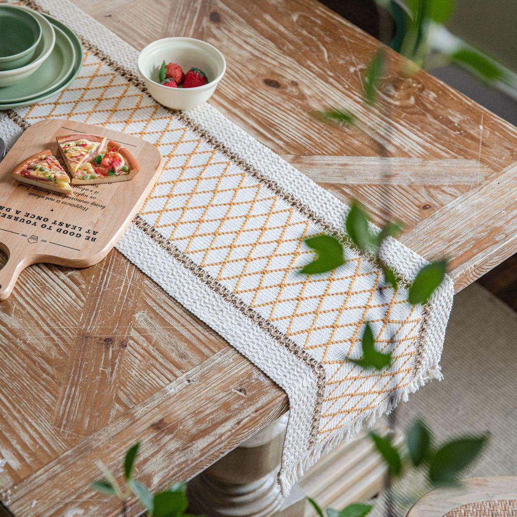 Yun Cotton-Linen Patchwork Table Runner with Two-Color Tassels - Natural Material, American Country Festival Style