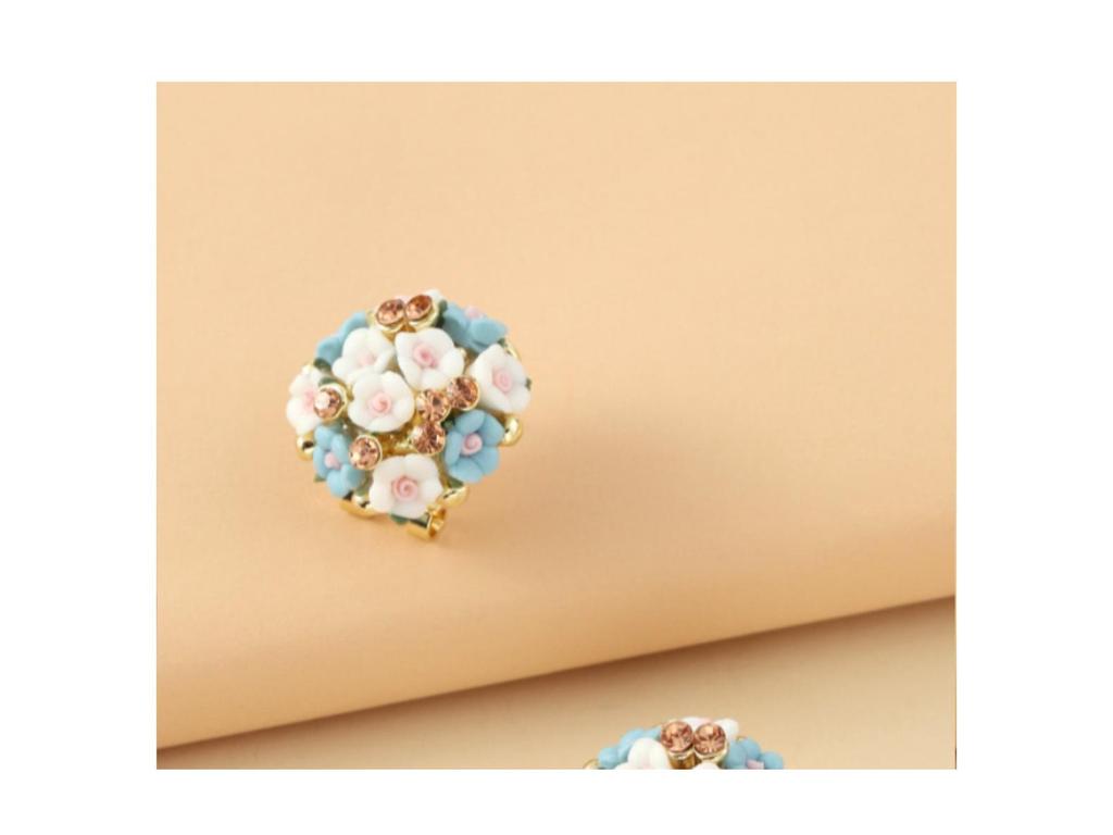 Romantische koreanische Keramik-Blumen-Strass-Ohrringe: Exquisiter Temperament Ohrschmuck & Stecker