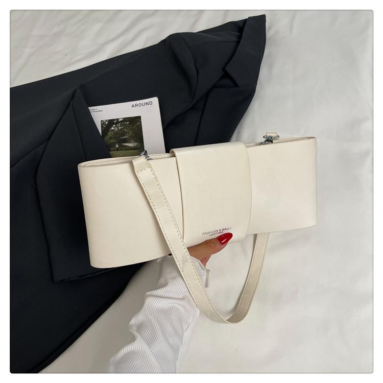 

2025 new French simple armpit bag, high-end fashion light luxury shoulder bag, light luxury commuter baguette bag белый