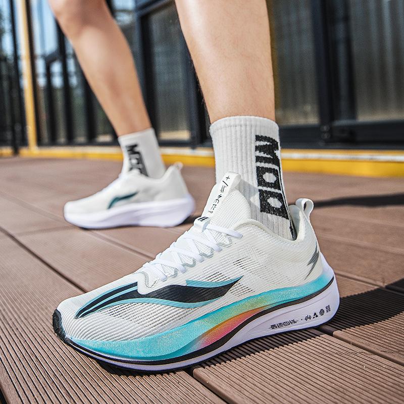 2025 new summer professional carbon board running shoes cushioning flying woven men's shoes breathable men's sports shoes mesh running shoes