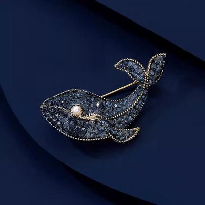 Cute Whale Brooch Female Niche High-End Design Sense Corsage Temperament Imitation Light Pin Personalized Suit Accessories